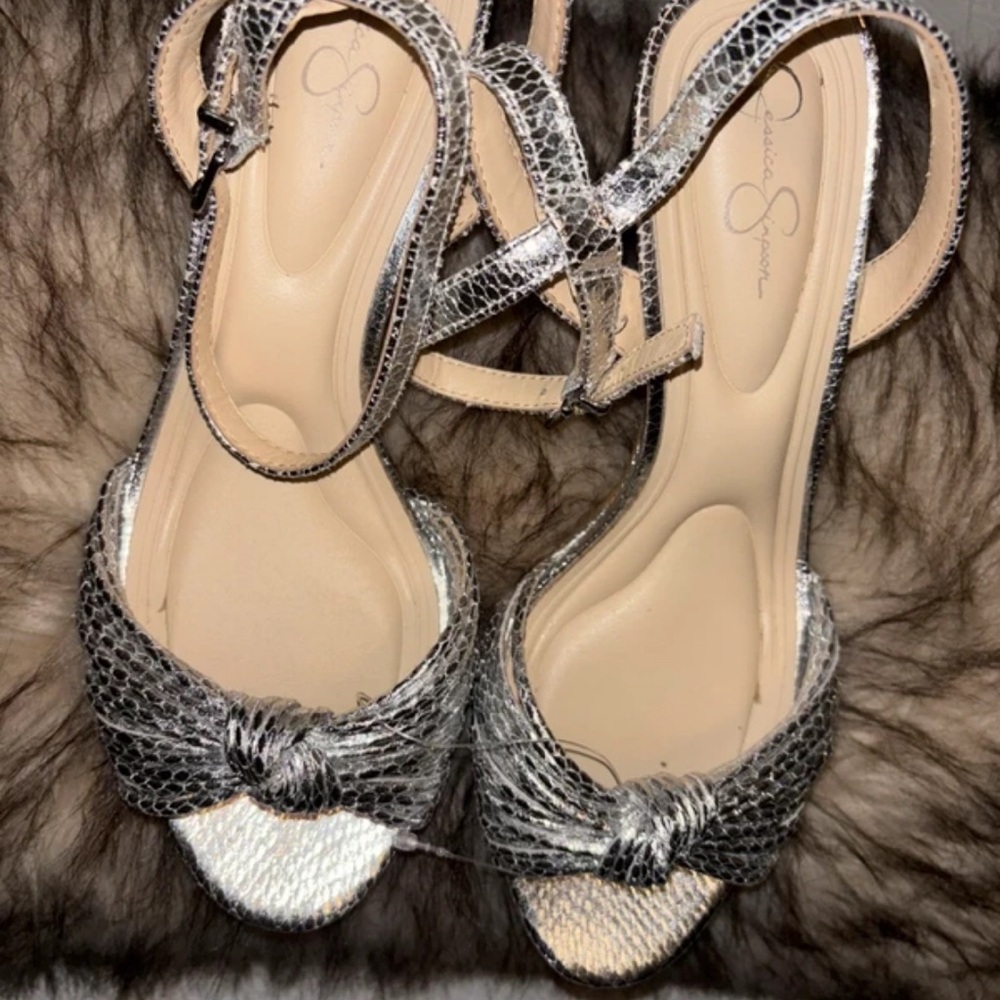 Jessica Simpson Silver Knotted Open-Toe Ankle Strap Heels
